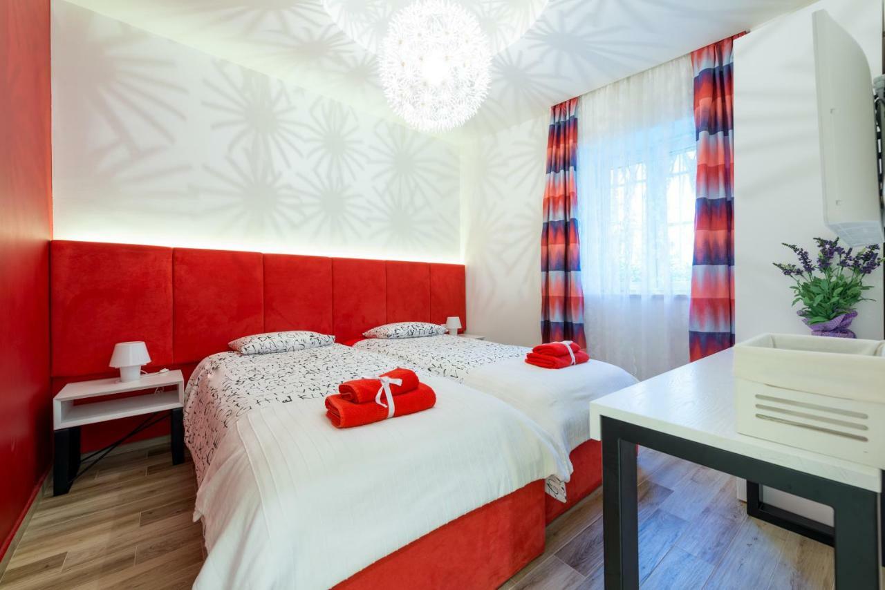Petra Design Apartment Ragusa Esterno foto